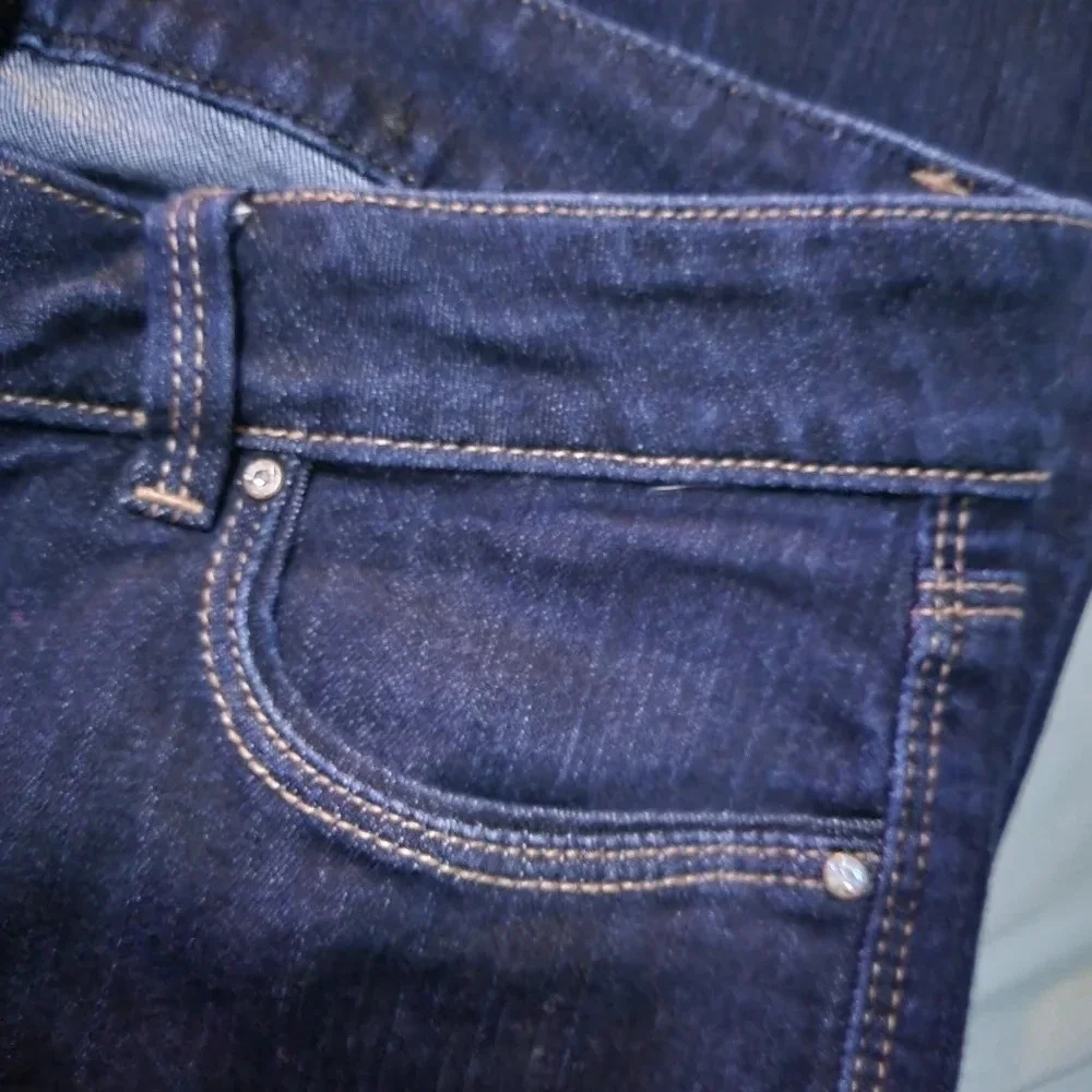 White House Black Market Skinny Flare Jeans, Double Button Close, Size 4S, EUC! - Picture 4 of 10